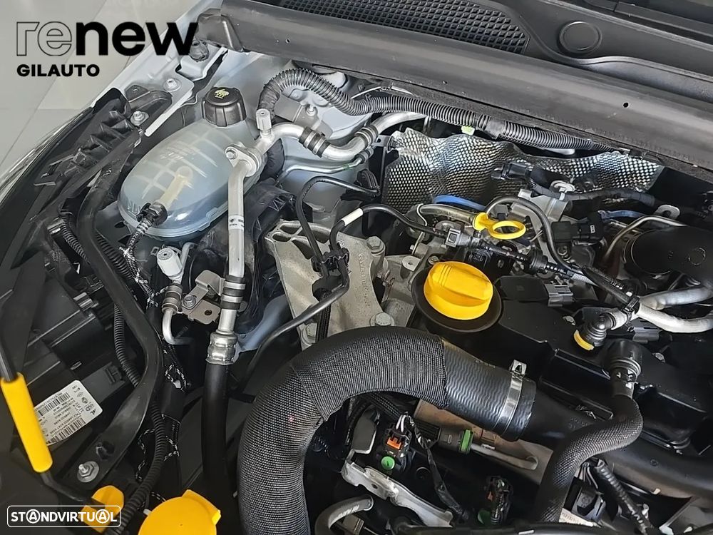 Renault Clio 1.0 TCe Techno Bi-Fuel - 23
