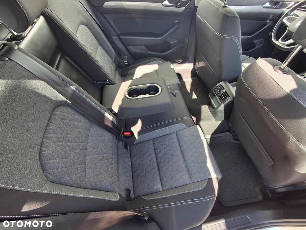 Volkswagen Passat 1.5 TSI ACT mHEV Trend DSG - 14