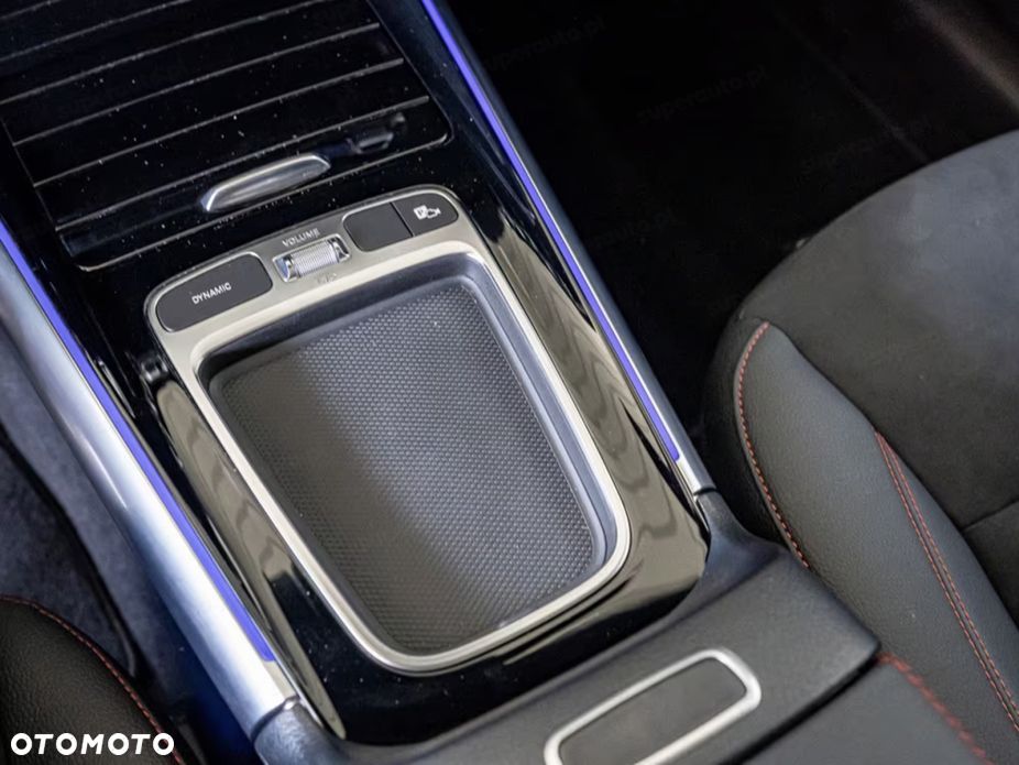 Mercedes-Benz GLA AMG 35 mHEV 4-Matic 8G-DCT - 13