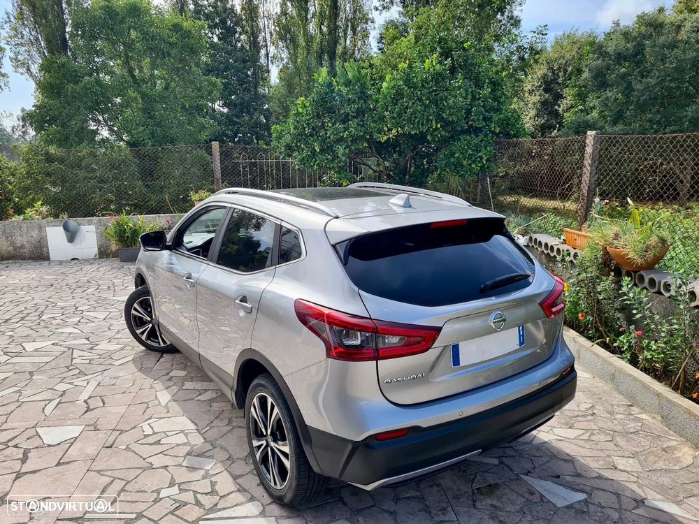 Nissan Qashqai 1.2 DIG-T N-Connecta 18 - 21