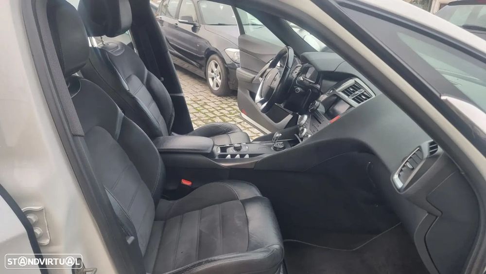 Citroën DS5 2.0 HDi Hybrid4 So Chic CMP6 - 13