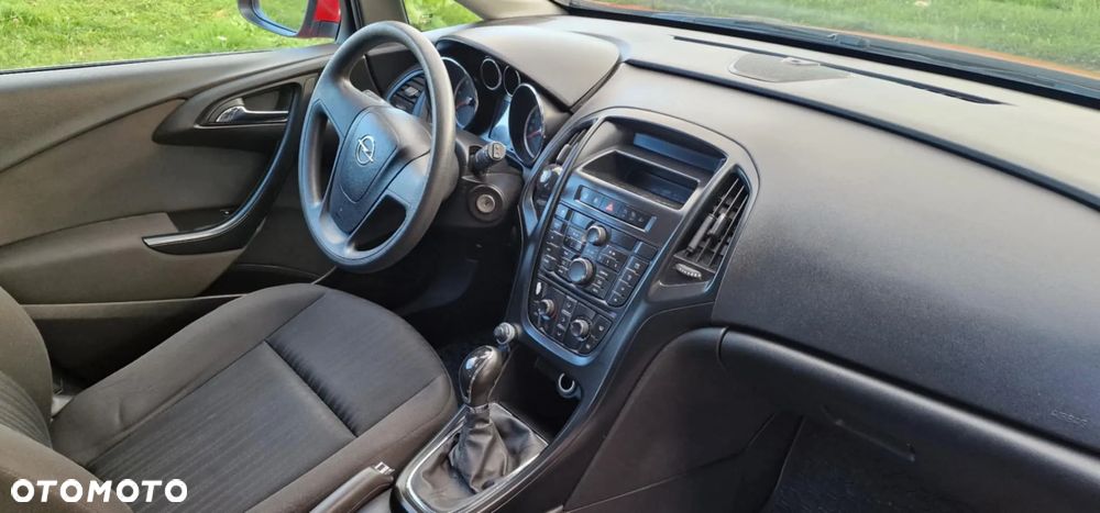 Opel Astra IV 1.7 CDTI Essentia - 10
