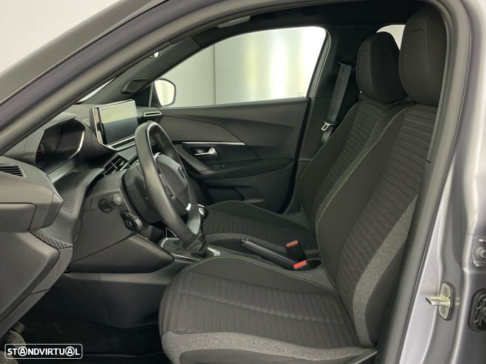 Peugeot 2008 1.2 PureTech Allure - 11