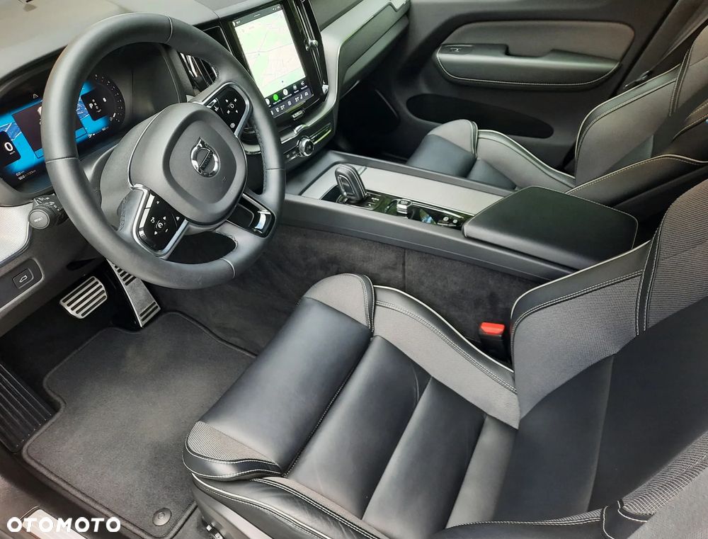 Volvo XC 60 B4 B R-Design - 19