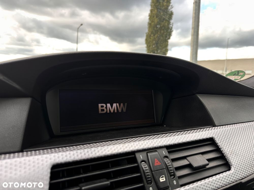 BMW Seria 5 - 16