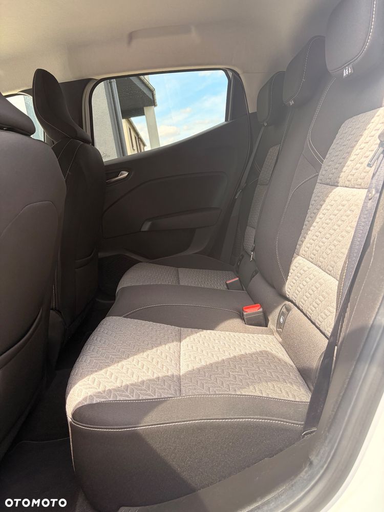 Renault Clio 1.6 E-TECH Equilibre - 10