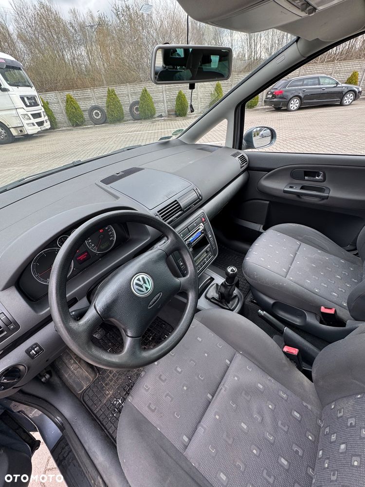 Volkswagen Sharan 1.9 TDI Comfortline - 10