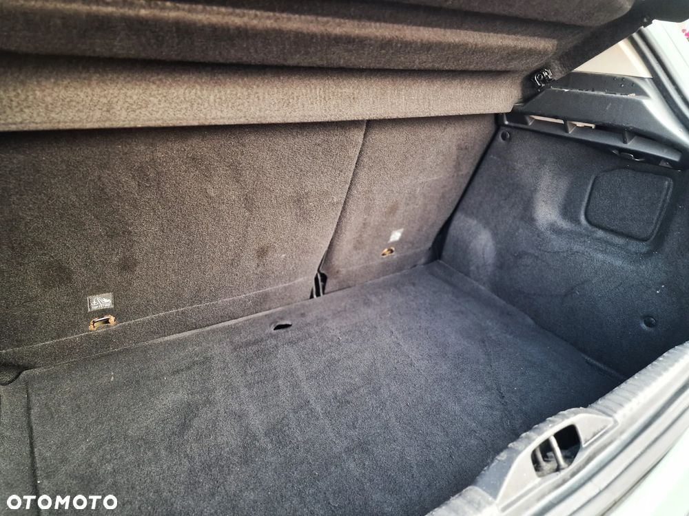 Citroën C3 1.2 PureTech Shine - 23