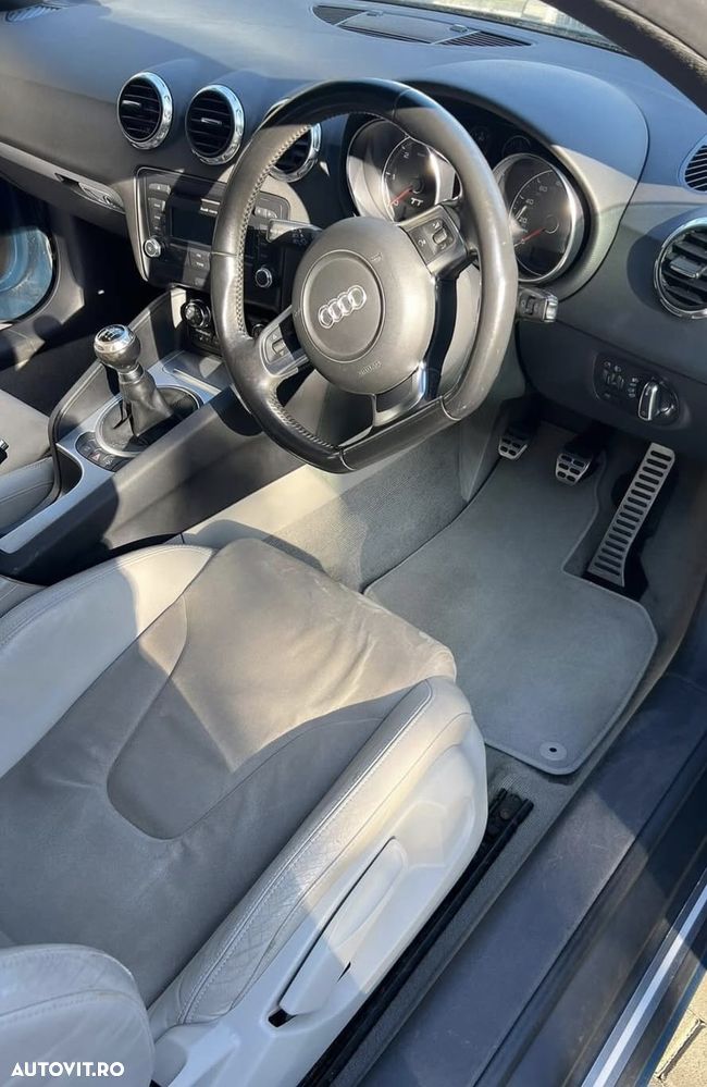 Audi TT Coupe 2.0 TDI ultra - 9