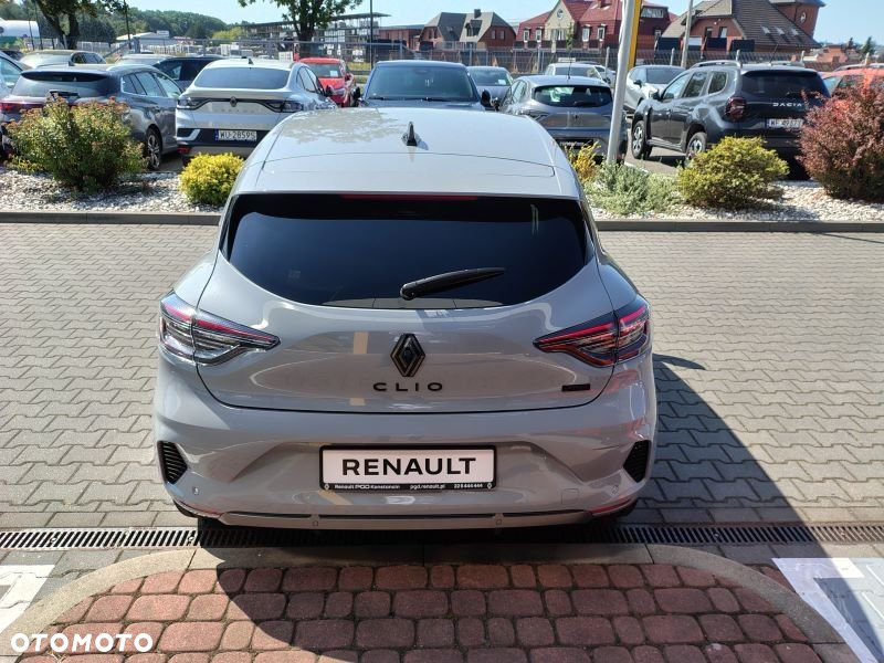 Renault Clio - 6