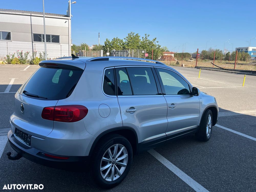 Volkswagen Tiguan 2.0 TDI SCR BlueMotion Technology Lounge Sport & Style - 4