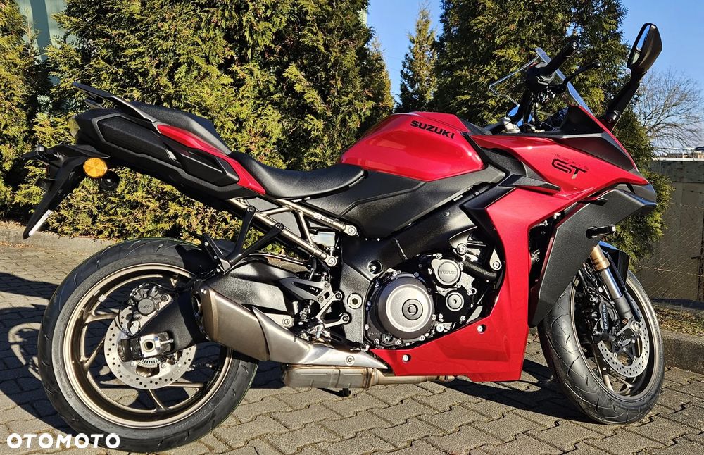 Suzuki GSX 1000 - 3