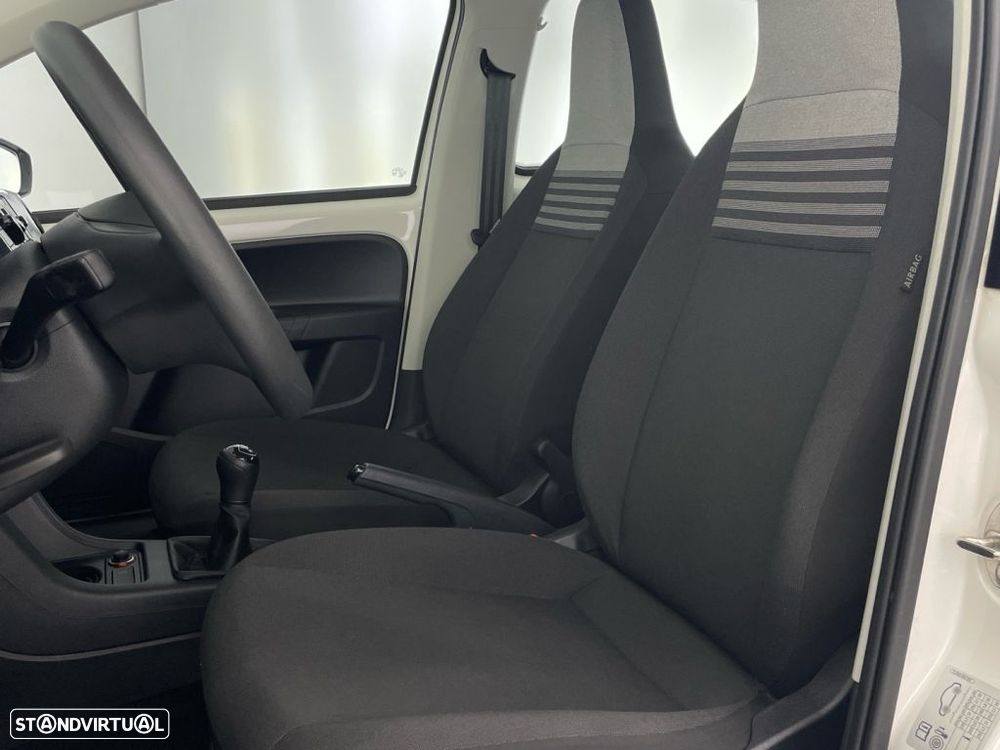 VW Up! 1.0 Move - 18