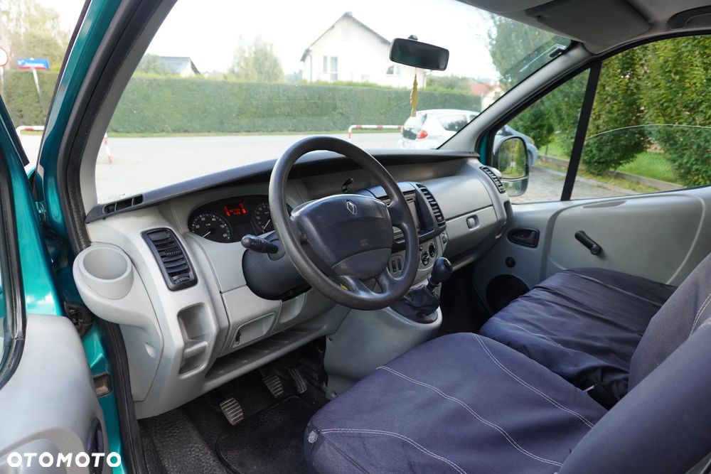 Renault TRAFIC - 7