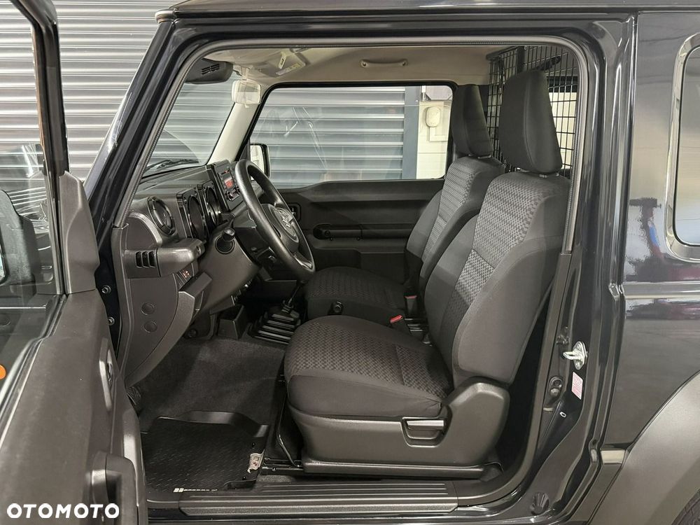 Suzuki Jimny - 10