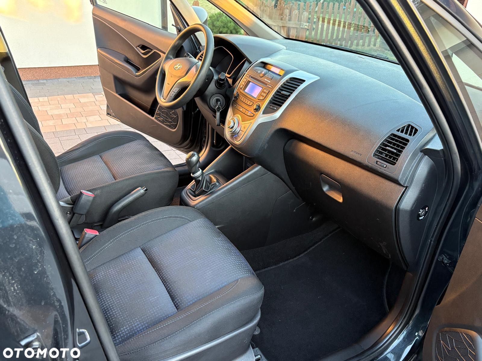 Hyundai ix20 1.4 blue Passion - 19