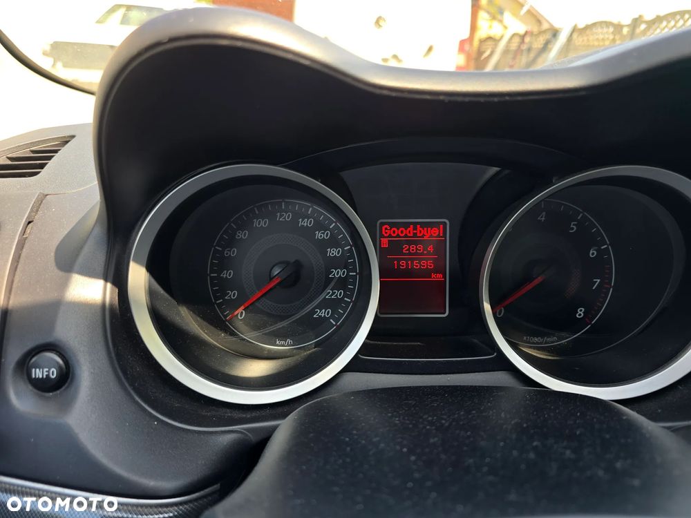 Mitsubishi Lancer 1.8 Intense - 9