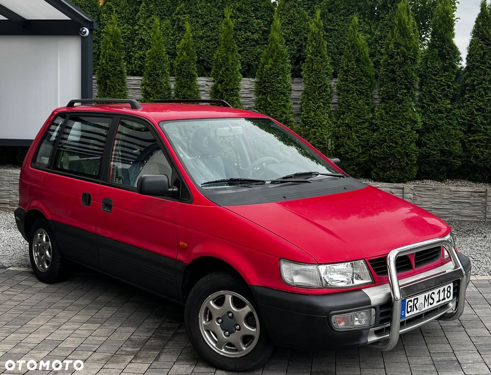 Mitsubishi Space Runner 1800 Cool - 1