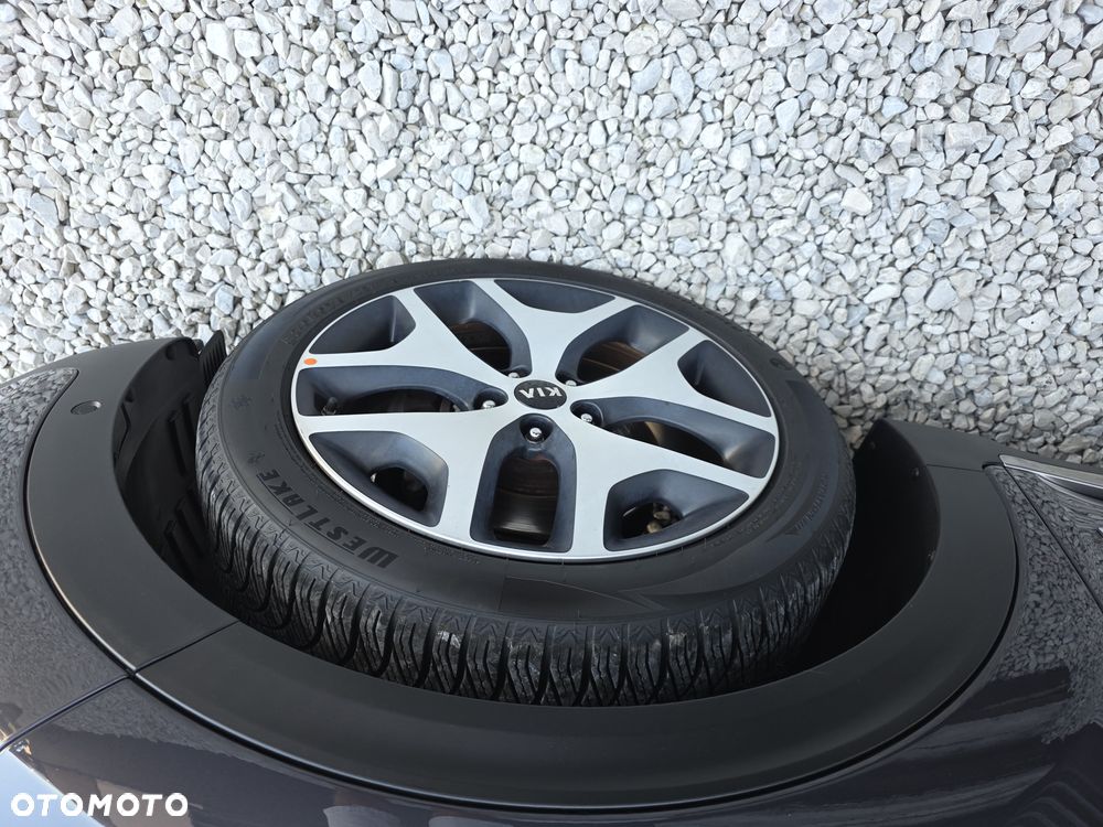 Kia Sportage 1.6 T-GDI AWD DCT GT LINE - 24