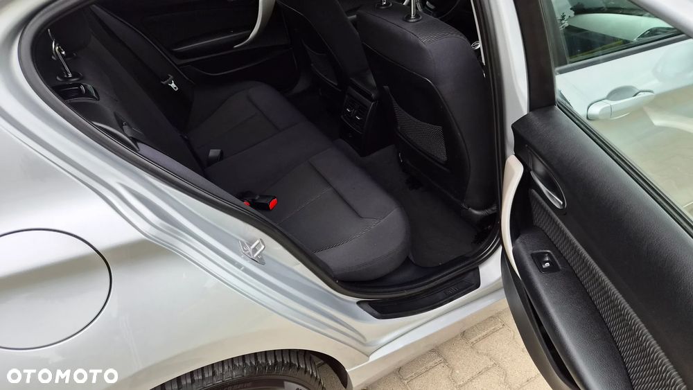BMW Seria 1 116i Sport Line - 14