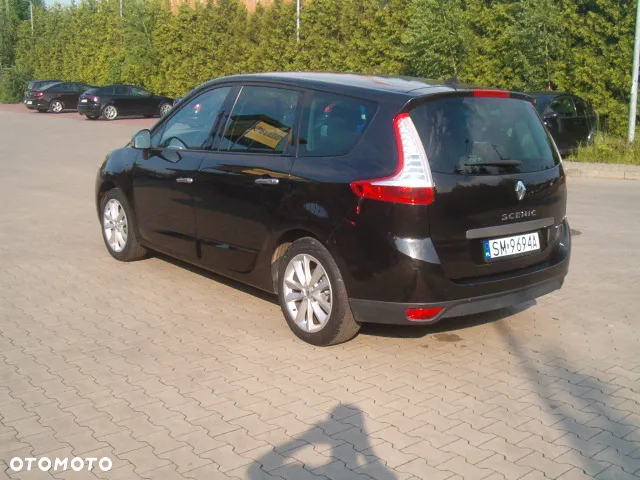 Renault Scenic - 9