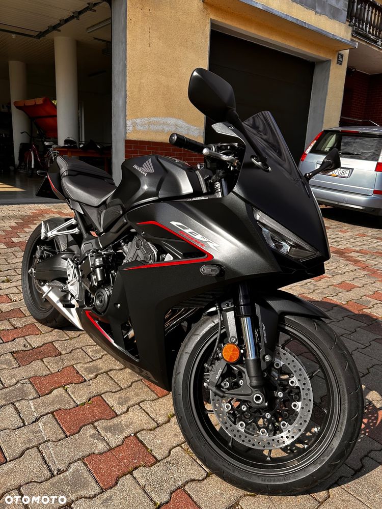 Honda CBR - 1