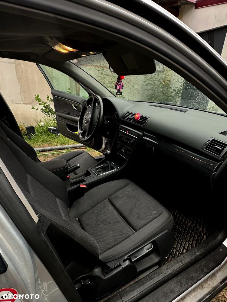 Audi A4 Avant - 6