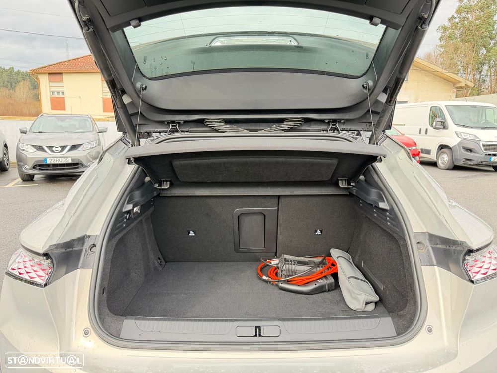 DS DS4 E-Tense Performance Line EAT8 - 6