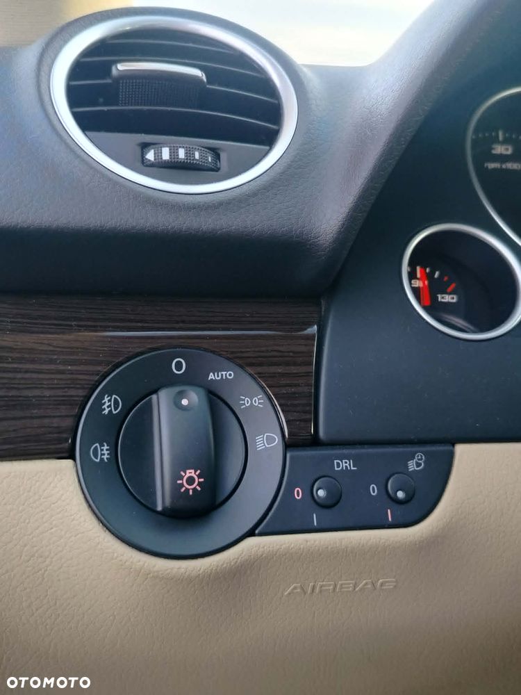 Seat Exeo 2.0 TDI DPF Multitronic - 19