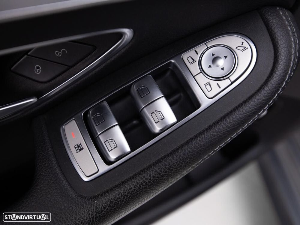 Mercedes-Benz C 300 - 16