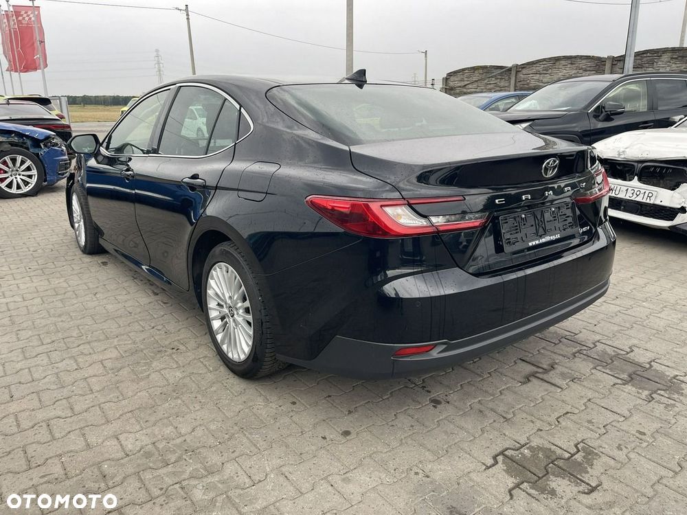 Toyota Camry 2.5 Hybrid Dynamic Force Comfort e-CVT - 5