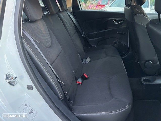 Renault Clio Sport Tourer dCi 75 Expression - 4