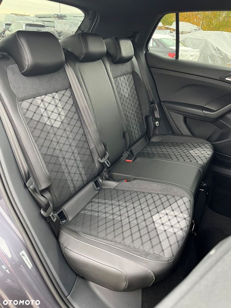 Volkswagen T-Cross 1.0 TSI R-Line Plus DSG - 11
