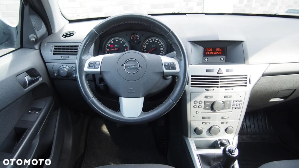 Opel Astra 1.6 Enjoy - 29