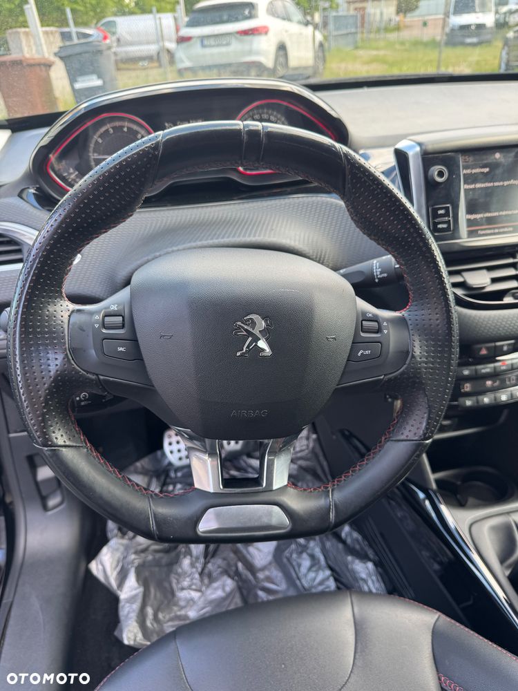 Peugeot 2008 PureTech 110 Stop&Start GT-Line Edition - 21