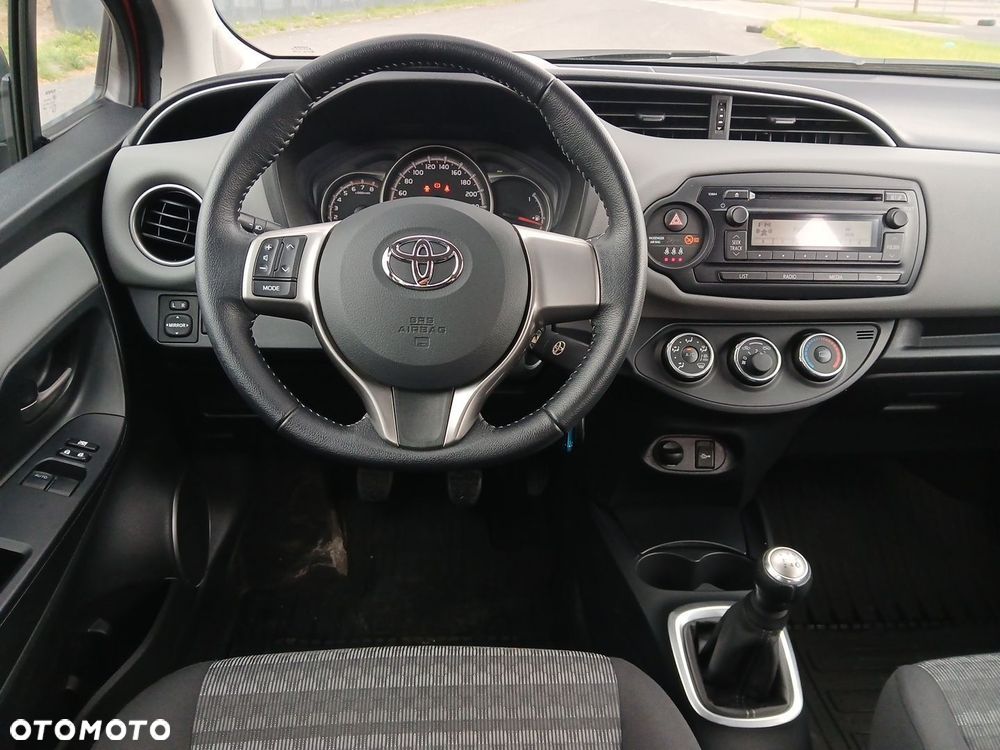 Toyota Yaris 1.0 Active EU6 - 25