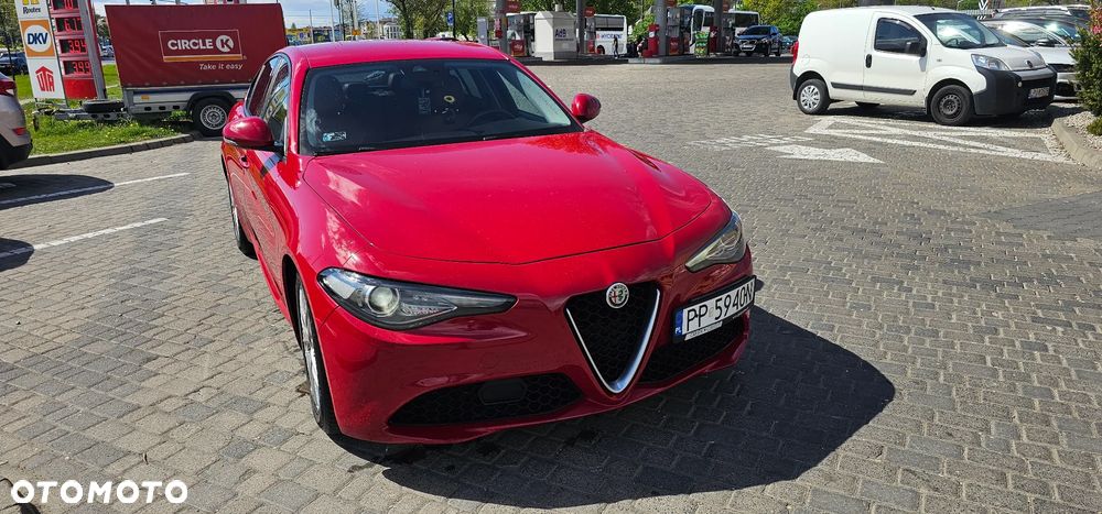 Alfa Romeo Giulia - 1