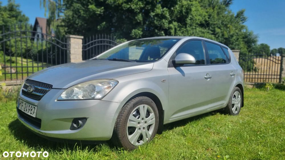 Kia Ceed - 2
