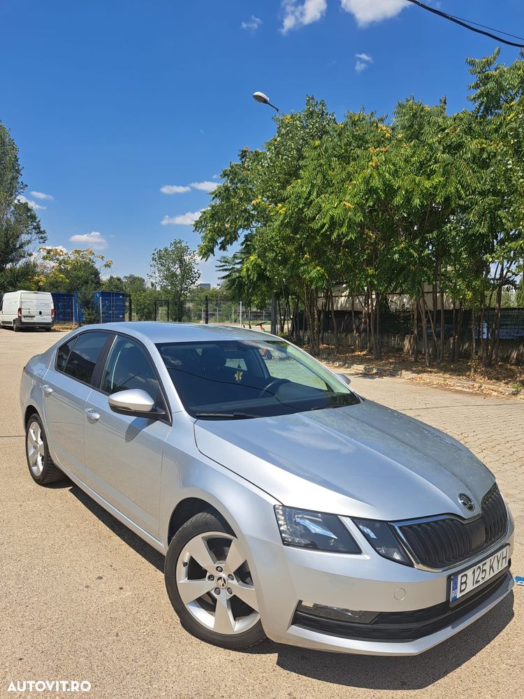 Skoda Octavia Combi Diesel 1.6 TDI Style - 3