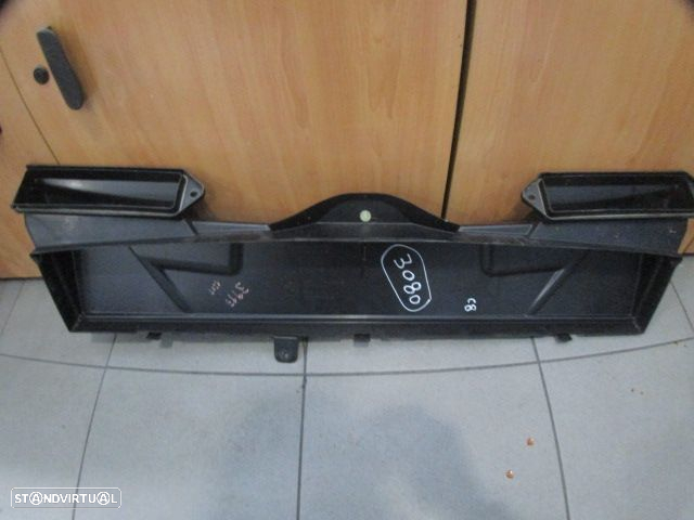 Grelha Friso 64316987498 BMW E82 2008 120D 177CV 5P BRANCO FRT GRE FILTRO DE AR  Suporte Danificado - 3