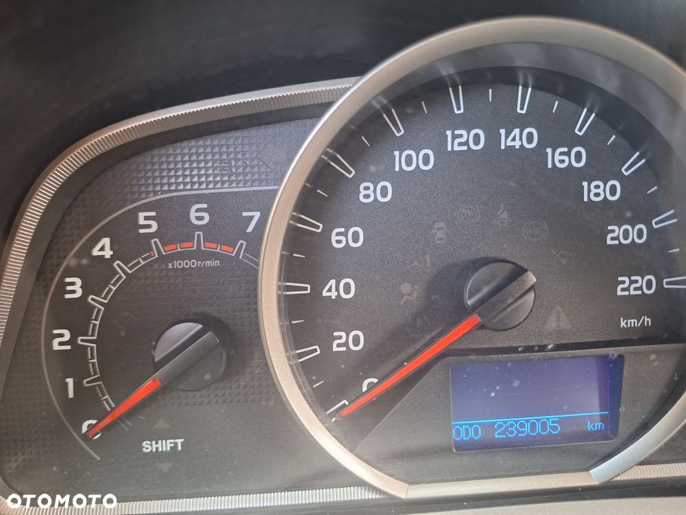 Toyota RAV4 2.0 D-4D Prestige - 7