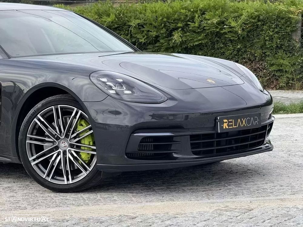 Porsche Panamera Sport Turismo 4 E-Hybrid - 10