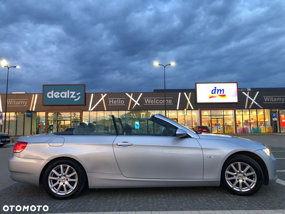 BMW Seria 3 320i - 2