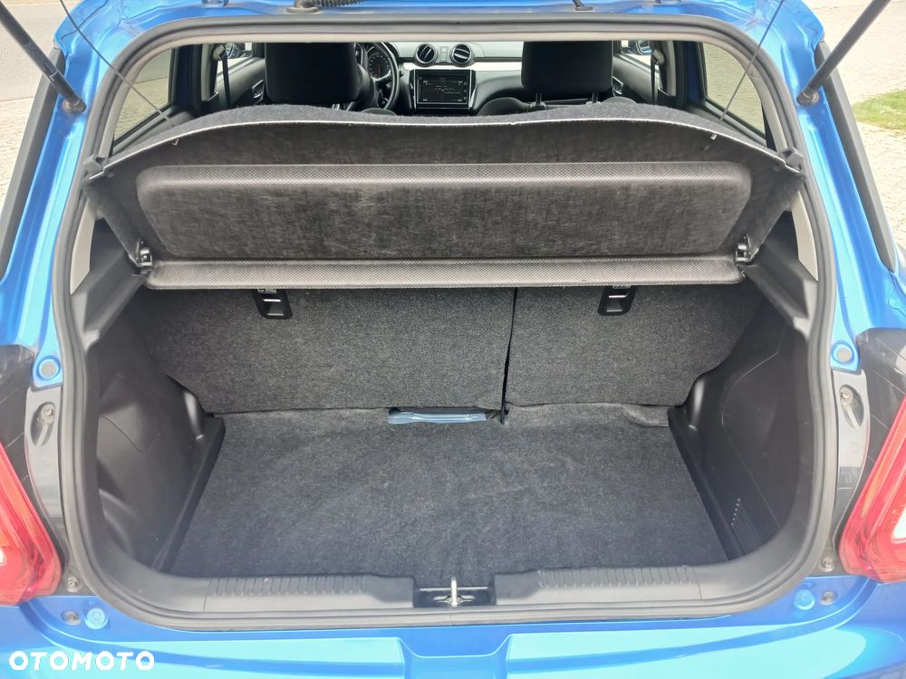 Suzuki Swift 1.2 Premium Plus - 30