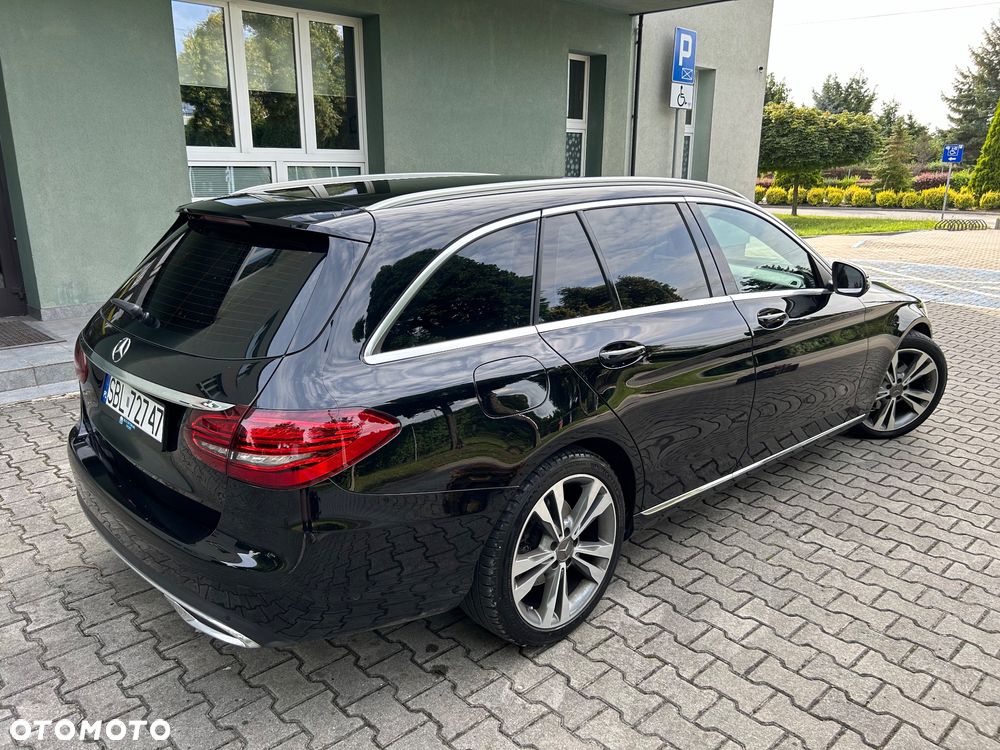 Mercedes-Benz Klasa C 220 d 9G-TRONIC - 13