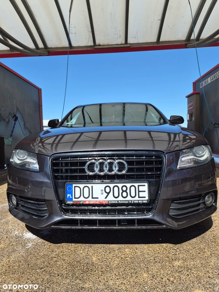 Audi A4 Limousine - 3