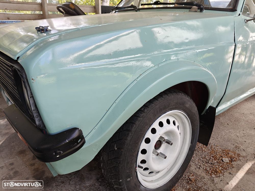 Ford Escort - 11