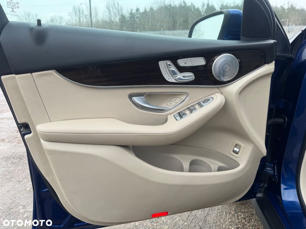 Mercedes-Benz GLC 300 4Matic 9G-TRONIC - 7