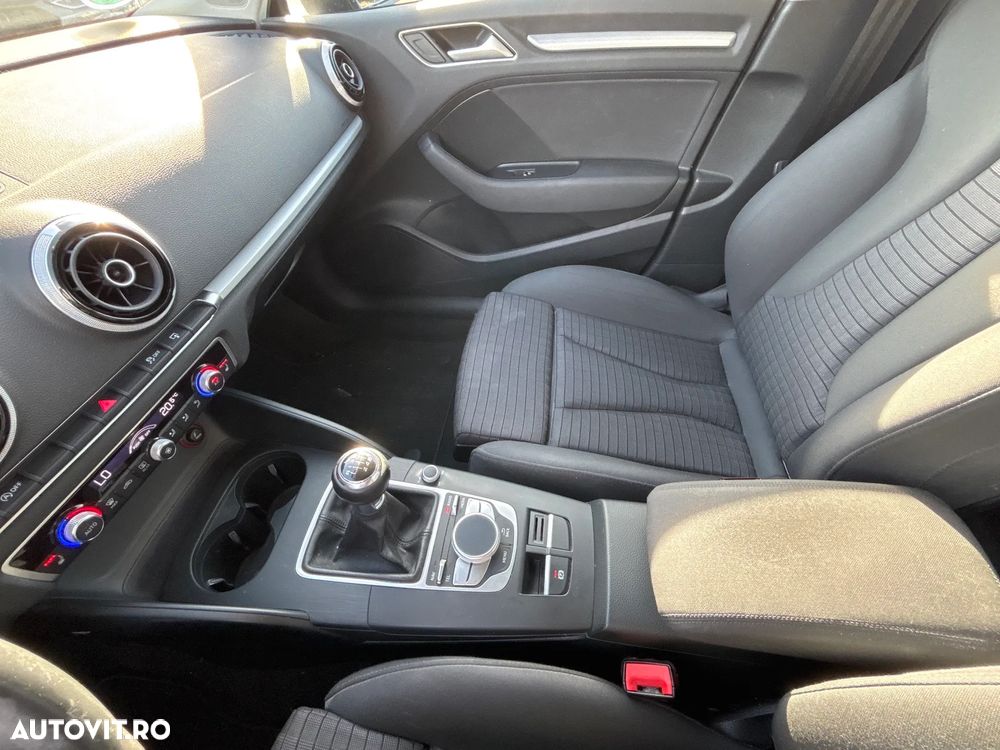 Audi A3 1.4 TFSI Limousine Ambiente - 7