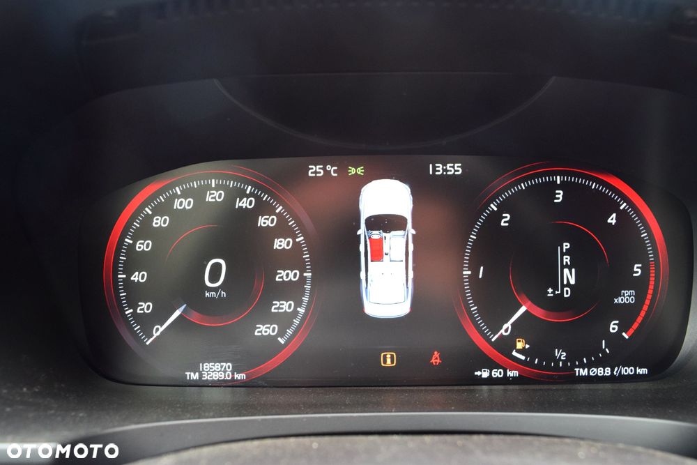 Volvo S90 D5 AWD R-Design - 12